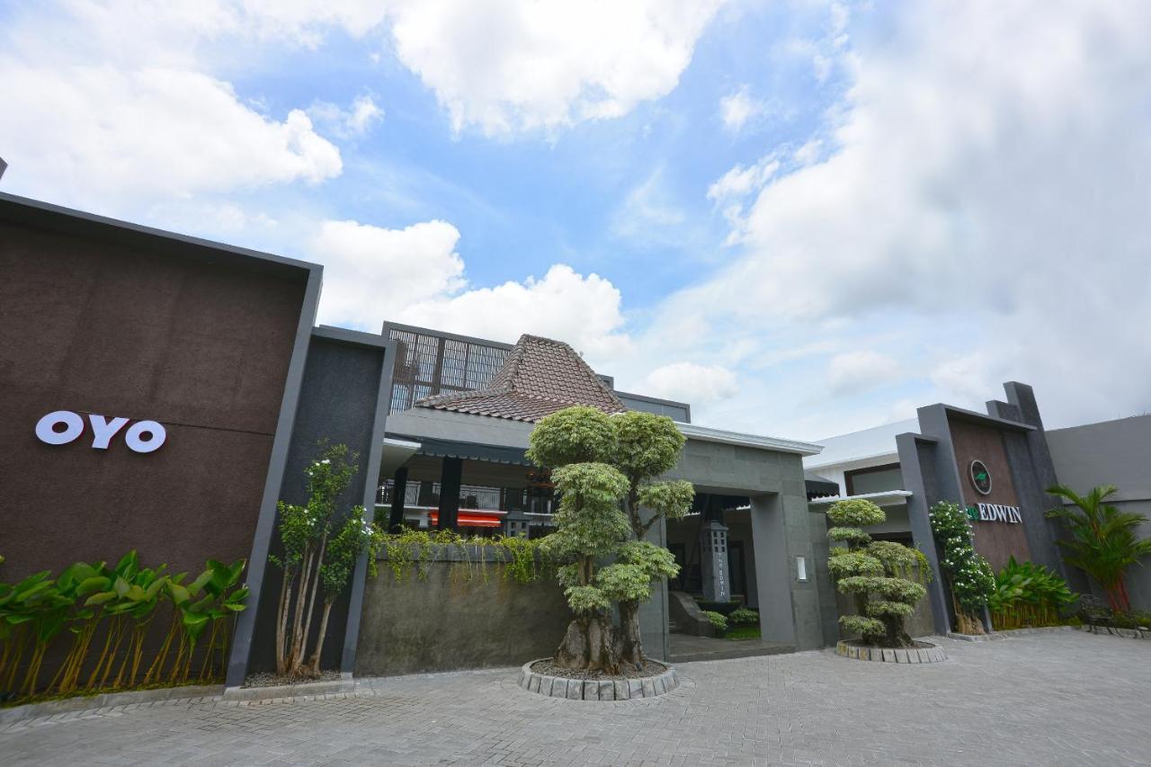 The Edwin Syariah Hotel Ngabean Luaran gambar